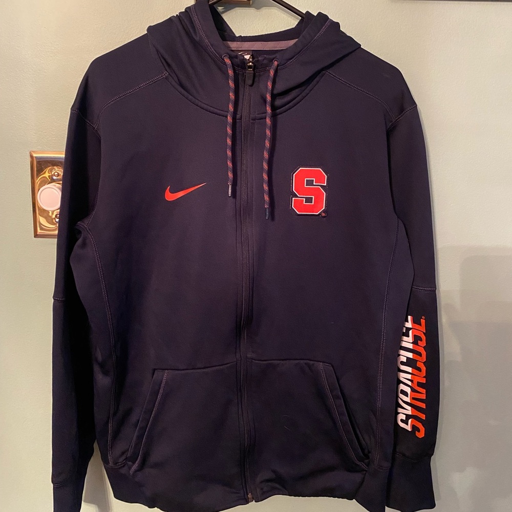 Nike Therma-Fit zip up hoodie!